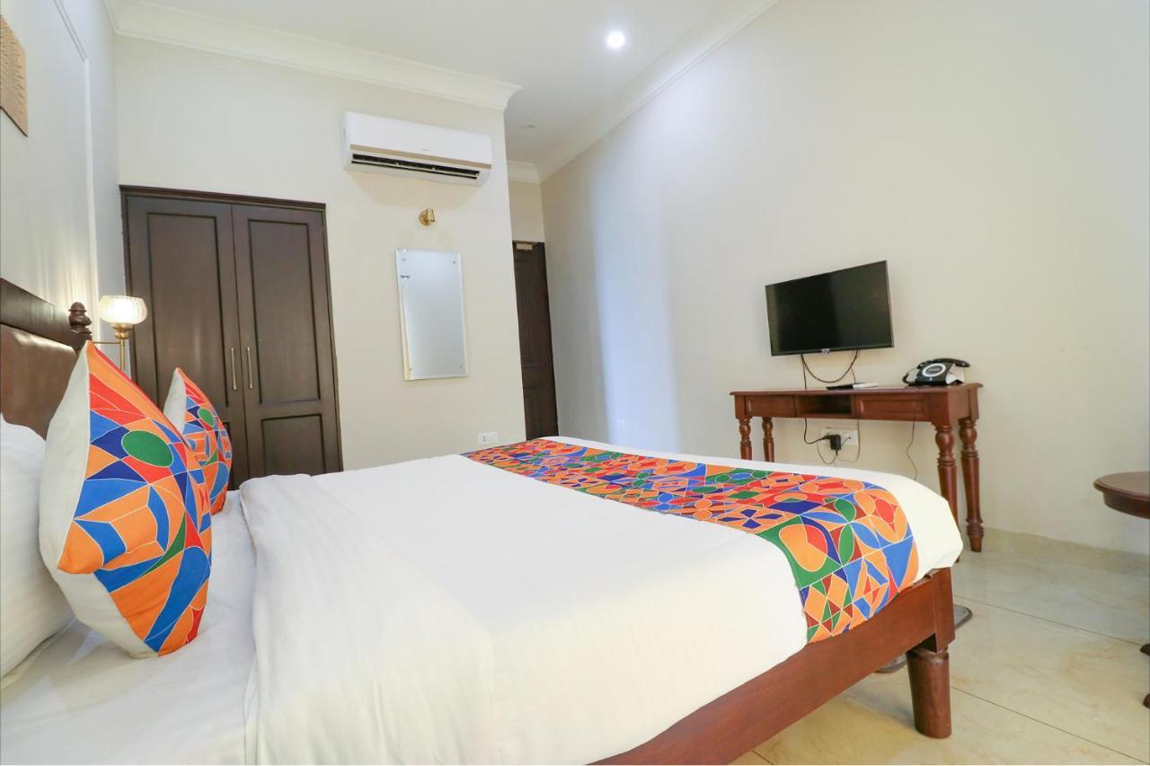 FabHotel K9 Villa Ludhiana Esterno foto