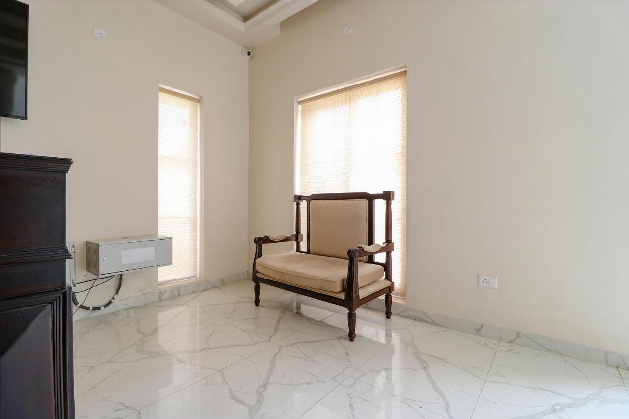 FabHotel K9 Villa Ludhiana Esterno foto
